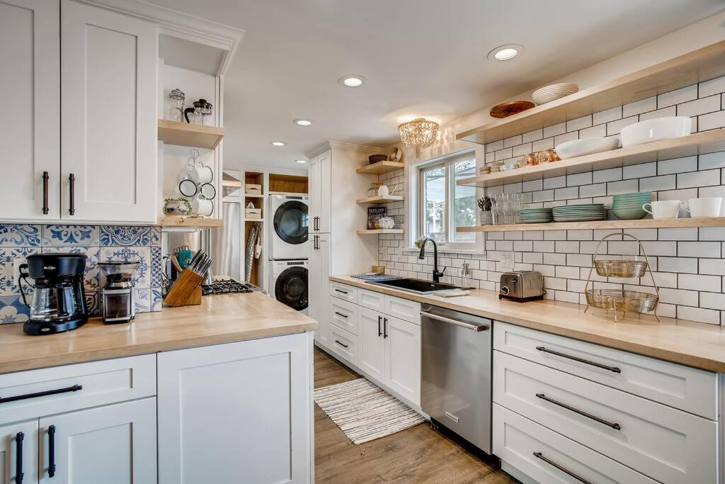 Family Townhome Near Mountains & Olde Town 아바다 외부 사진