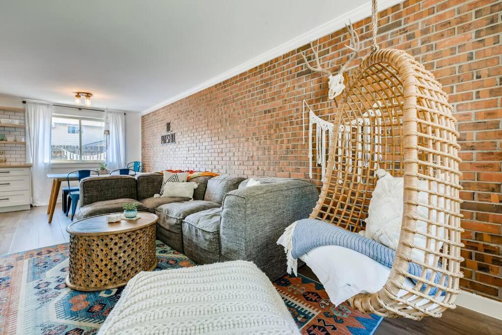 Family Townhome Near Mountains & Olde Town 아바다 외부 사진